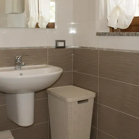 Apartament Casa Aura Con Giardino E Ingresso Indipendente *
